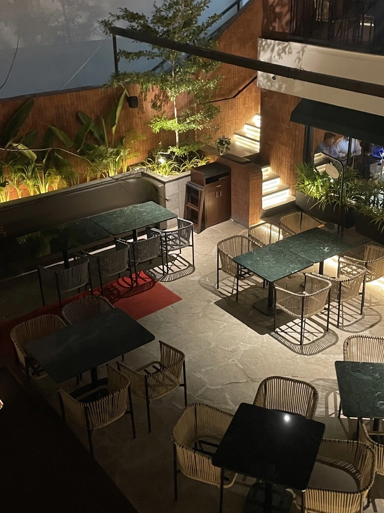 Yum / English Tea House — image 8