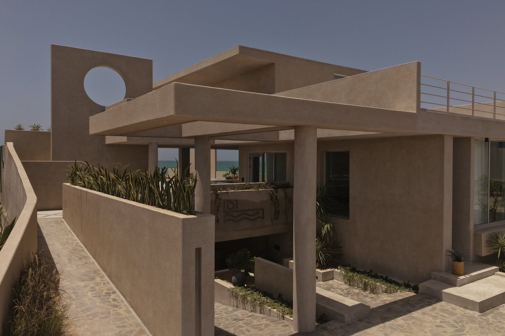 Oasis Cave Beach Hut — image 9
